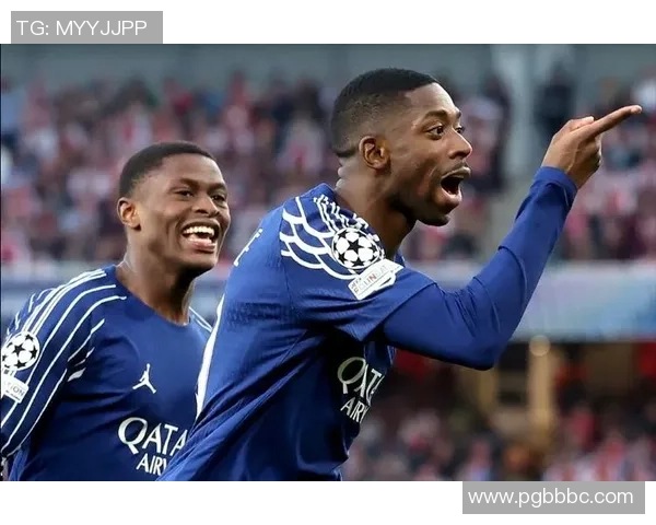 欧冠激战：里昂与阿森纳战成平局争议判罚引发全场热议