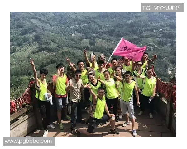 重庆乒乓球队荣登全国团队协作排行榜第二名展现卓越实力与团结精神 重庆乒乓球队荣登全国团队协作排行榜第二名展现卓越实力与团结精神