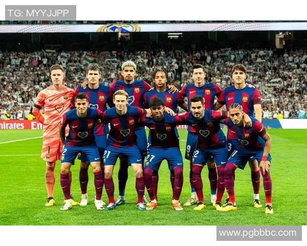 巴萨与那不勒斯友谊赛激战三球乌龙球引发全场热烈反响精彩集锦回顾