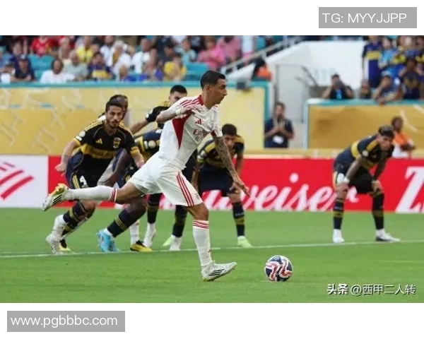 国王杯精彩对决本菲卡以3-0战胜里昂引发争议判罚热议